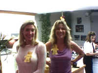 3PrettyLadies.JPG (120573 bytes)