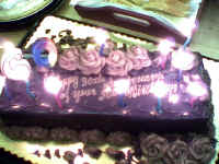 BDayCake.JPG (149807 bytes)