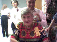 Mommom.JPG (157103 bytes)