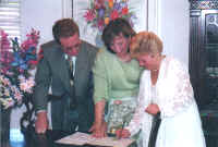 Signing.JPG (29409 bytes)
