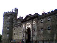 KilkennyCastle1.JPG (115945 bytes)