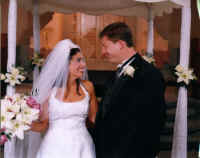 BrideGroomFirstSmile.jpg (101532 bytes)