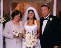 BrideParents.jpg (111830 bytes)