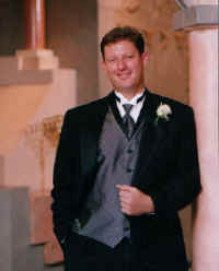 Groom.jpg (14674 bytes)